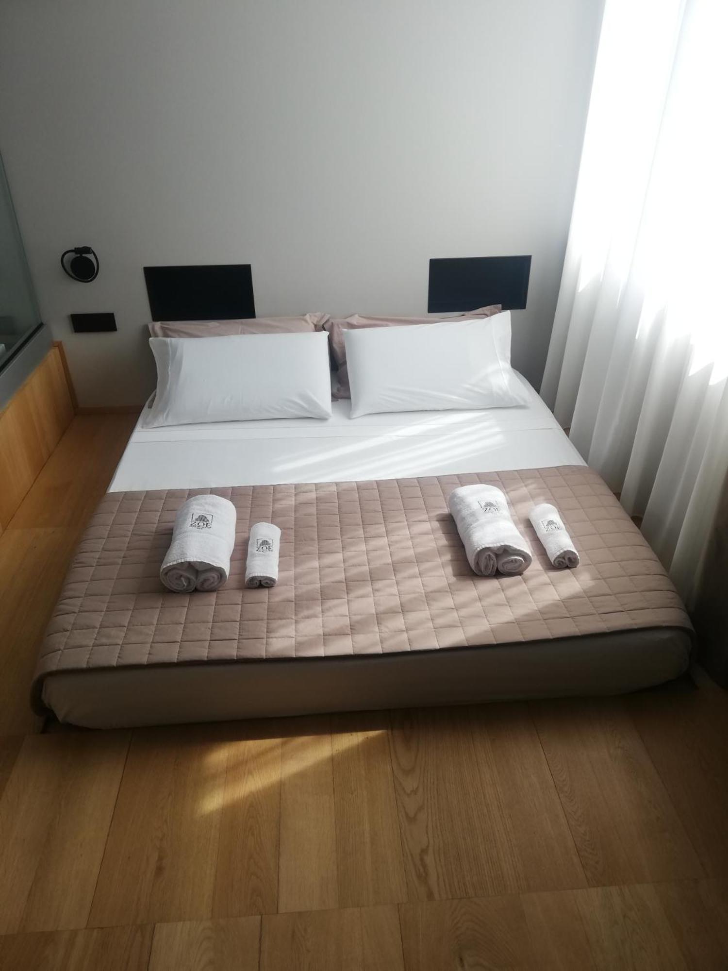 Bed & Breakfast Zoe Luxury *