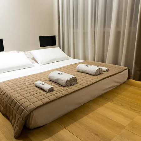 Zoe Luxury Suites Aeroporto di Catania Fontana Rossa Esterno foto