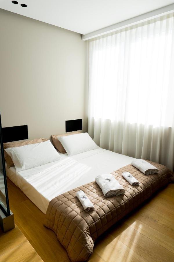 Zoe Luxury * Catania